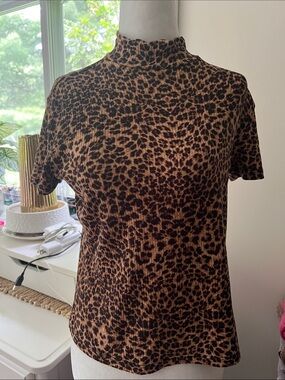 Antistar • Women’s XS • Leopard Print Short Sleeve Mock Neck Top • Brown, Black